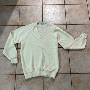 Vintage Tourney Sportswear Vneck‎ Acrylic Sweater Cream Light Yellow, Sz M